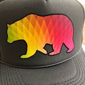 Trucker hat - colorful - bear charcoal grey hat